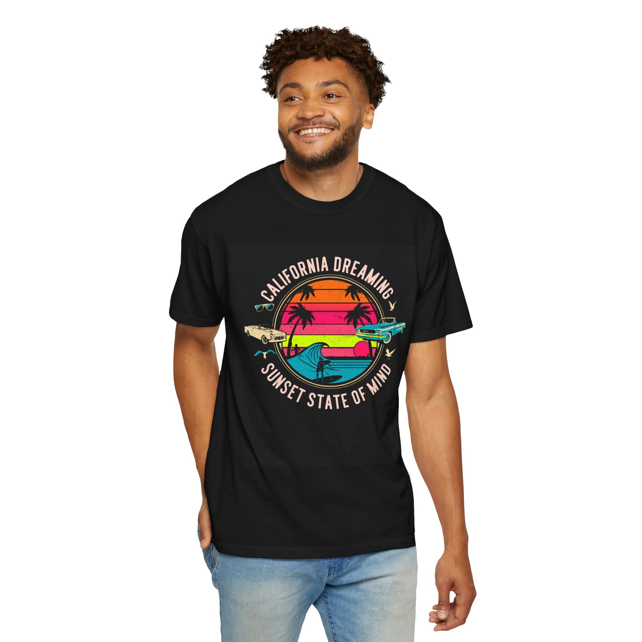 California Dreaming Sunset Badge T-Shirt – Retro Beach Lifestyle Graphic Tee, Unisex Garment-Dyed Shirt, Vintage Surf Aesthetic